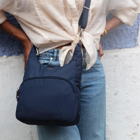 variant:41193702621229 travelon Essential Messenger Bag - Midnight