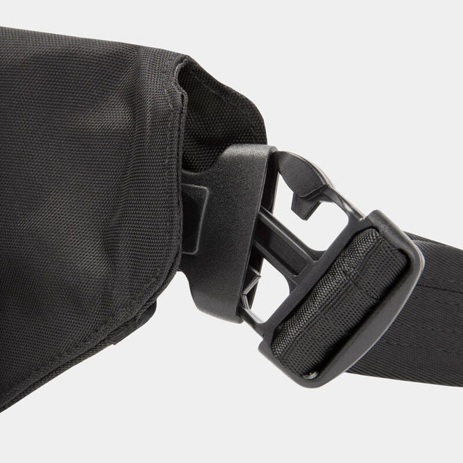 variant:41193702424621 travelon Classic Waist Pack - Black