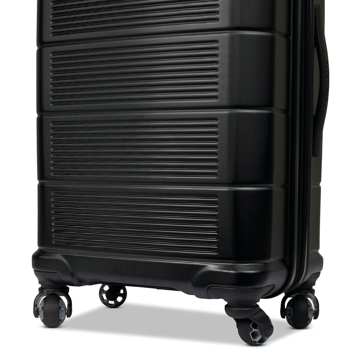 variant:43080090026029 Stratum 2.0 28" Spinner Hardside Large Checked - Black