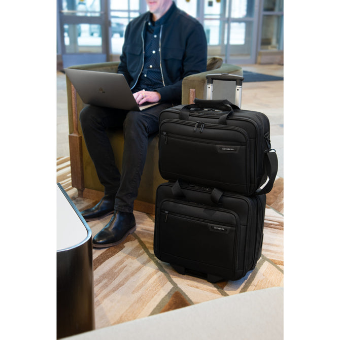 Samsonite 1462595794: Heather Carrying Case (Briefcase) for 15.6 Note