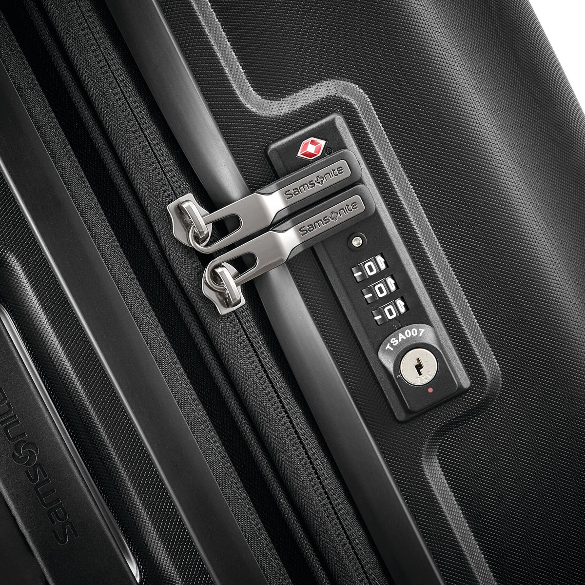 variant:41666929885229 Samsonite Outline Pro Medium Spinner - Black 